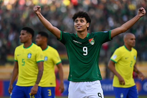 Bolívia bate Brasil e joga repescagem 2026